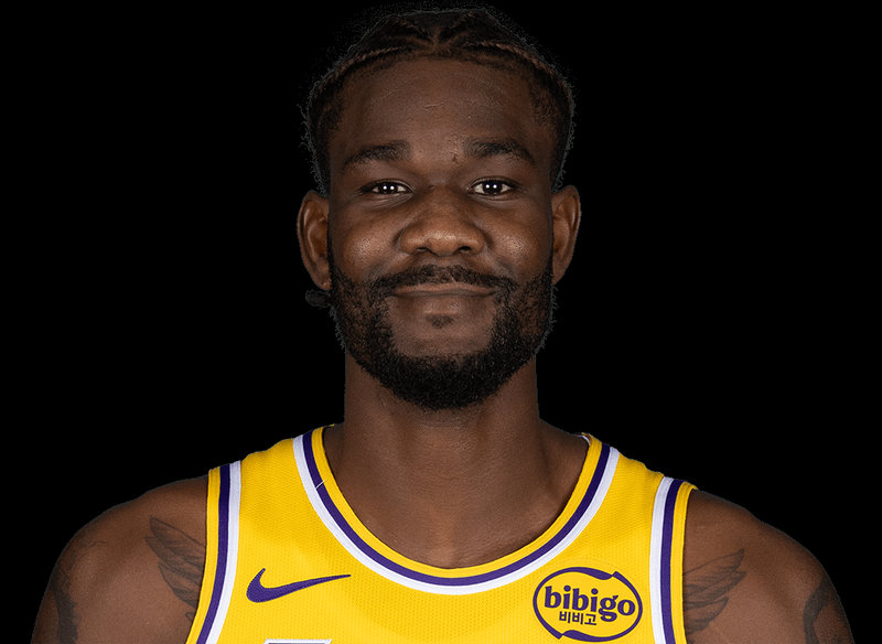 What defensive insights has Deandre Ayton gained from veteran teammates?